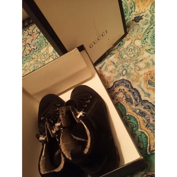 Kids Size 12.5 (29) Authentic GUCCI shoes, High Tops, Black Suede, Zip EUC - Picture 4 of 10